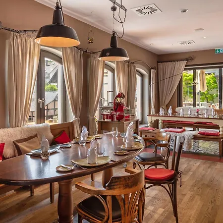 ホテル オイレナー ホーフ