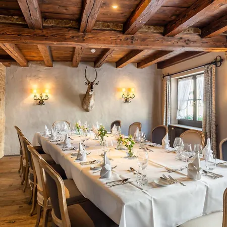 オイレナー ホーフ