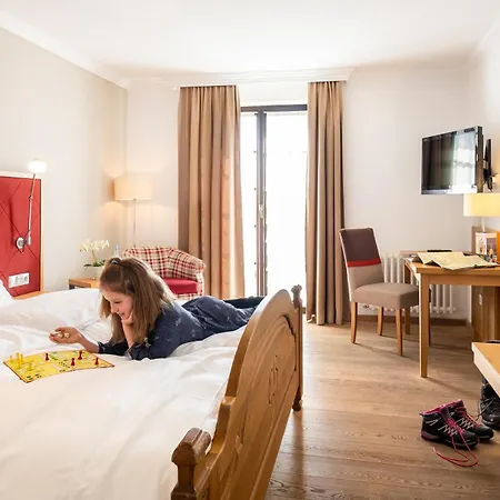 オイレナー ホーフ ホテル