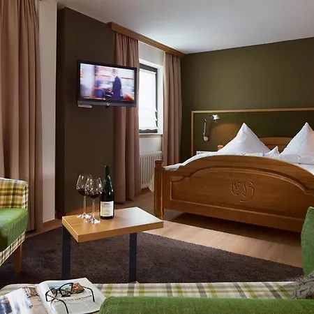 オイレナー ホーフ